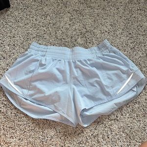 Light blue size 6 Lululemon Hotty hot shorts shorts 2.5 inch